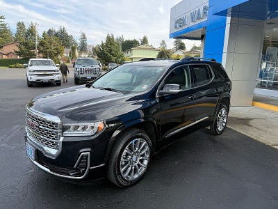2023 GMC Acadia Denali