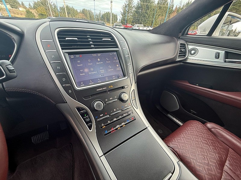 2019 Lincoln Nautilus Black Label
