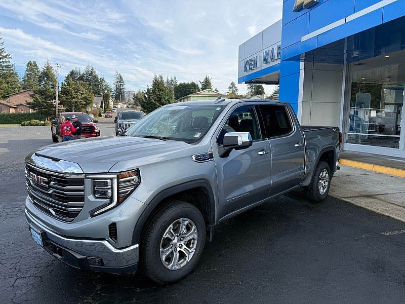 2024 GMC Sierra 1500 SLT