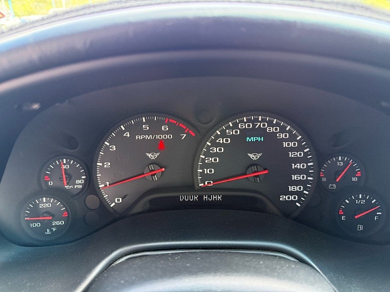 2004 Chevrolet Corvette Base
