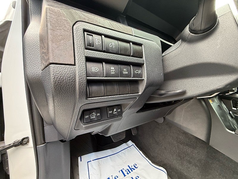 2024 Toyota Tacoma 4WD SR5